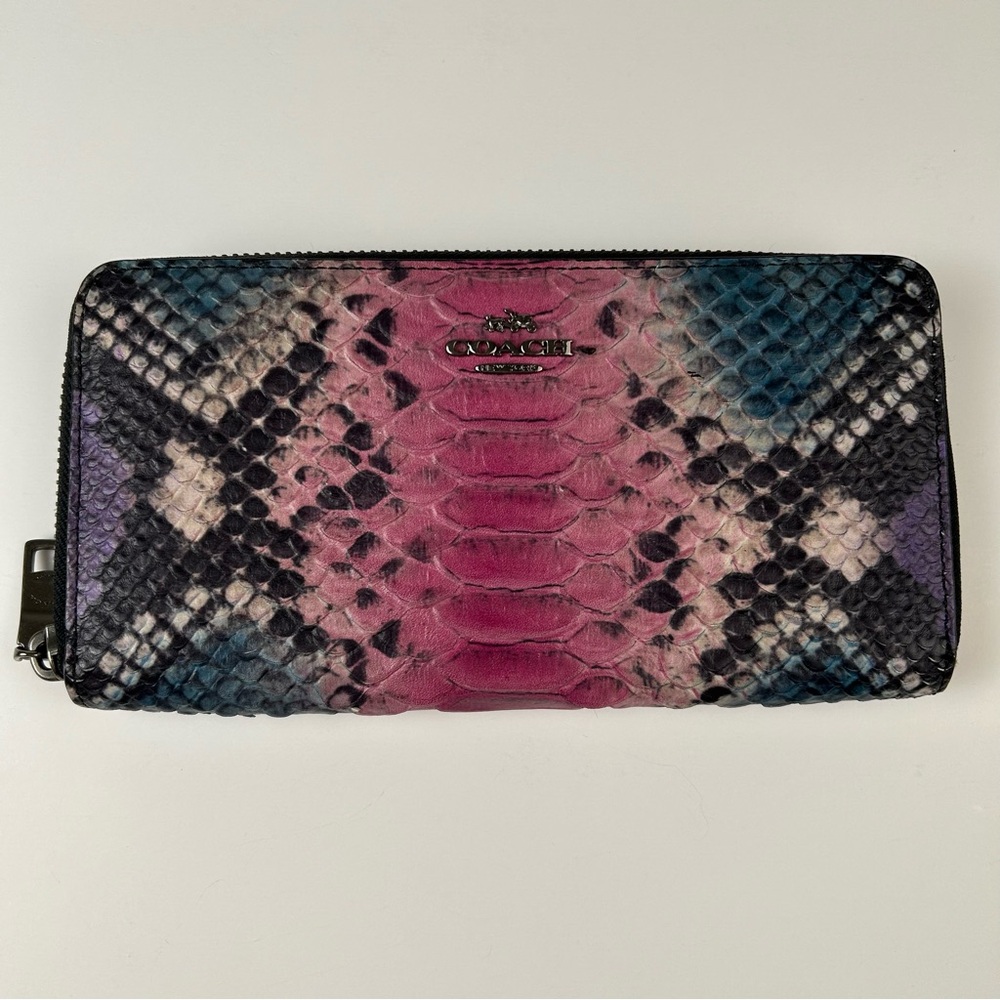 Coach wallet